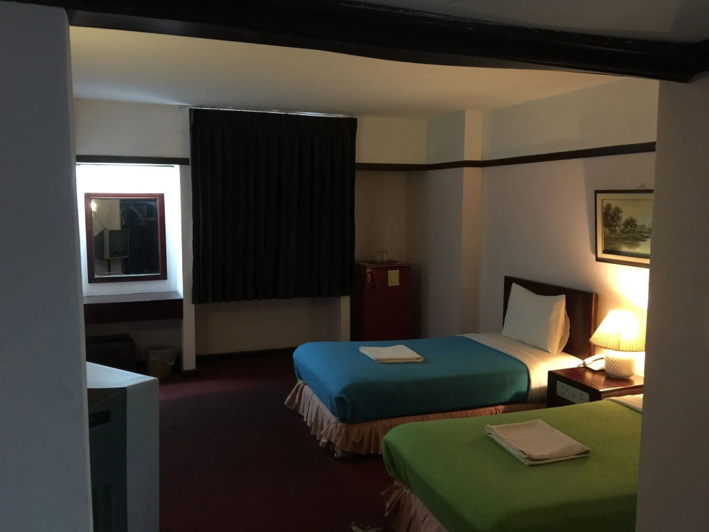 Daeng Plaza Hotel