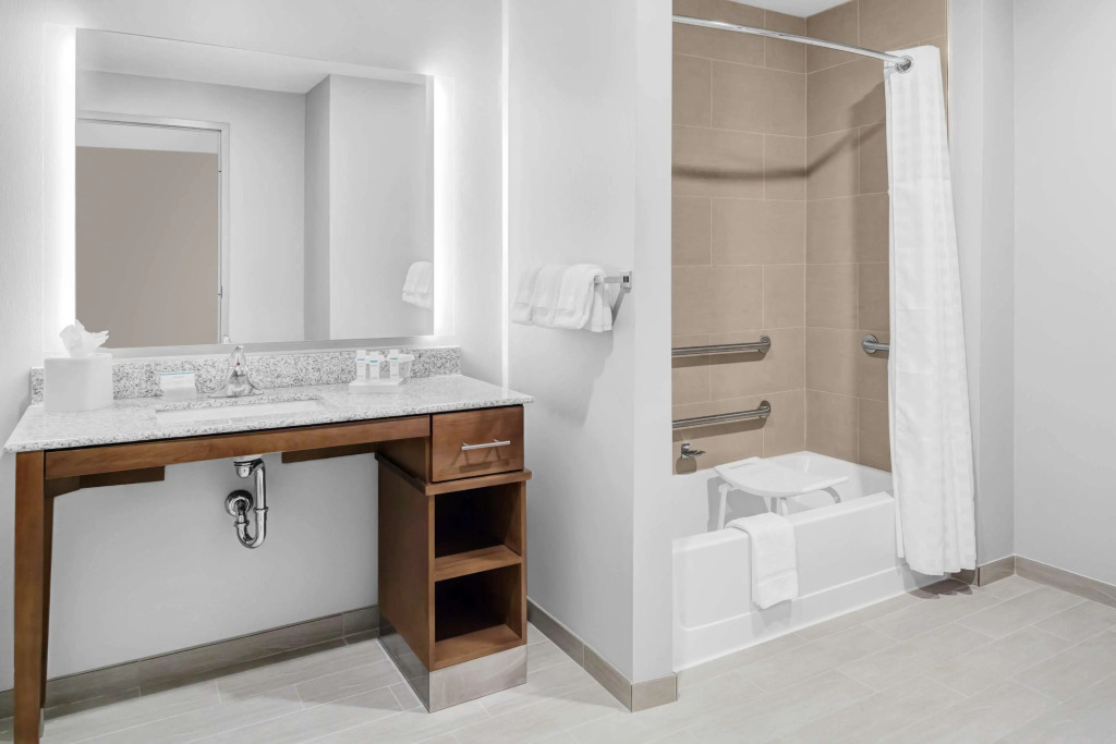 Homewood Suites By Hilton Wauwatosa Milwaukee