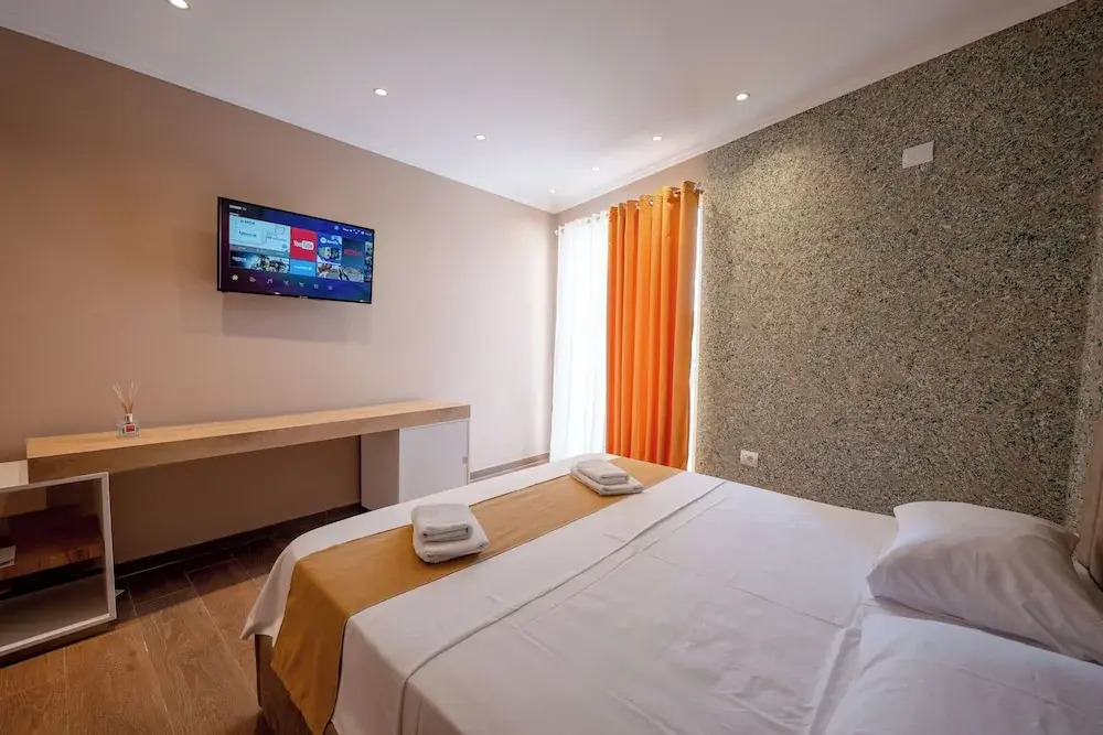 Lider Hotel