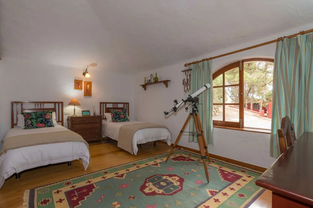 Casa Vacacional con Piscina en Caideros
