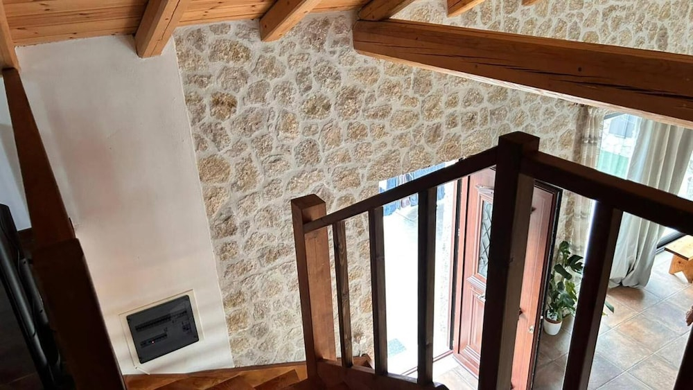 Villa with pool in Pelekas near the beach