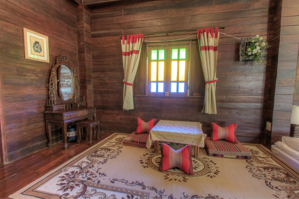 Baankeaw Huenkwan Boutique Hotel