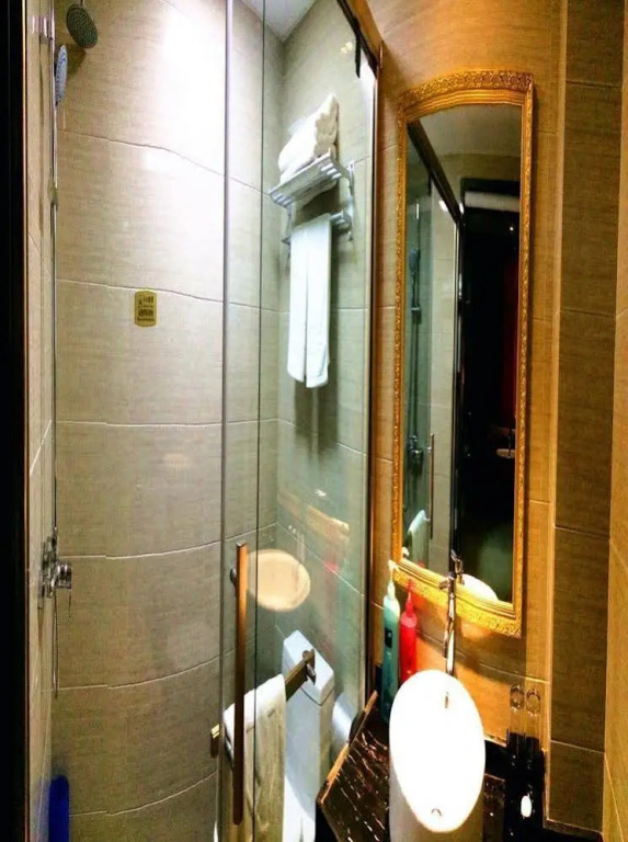 Zhijiang Kelly Hotel