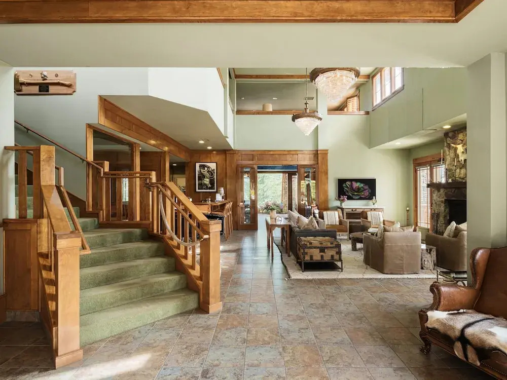 Orchard Hill