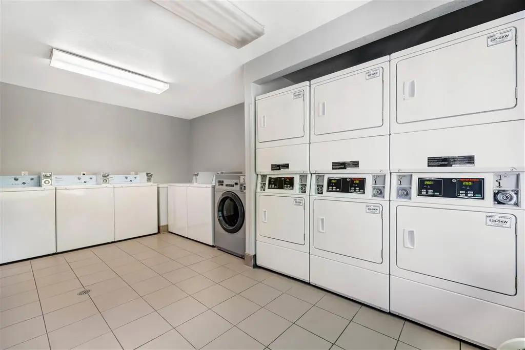 Studio 6-Mountlake Terrace, WA - Seattle