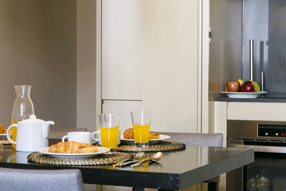 ALTIDO Classy 1BR Apt by the Jardim Dom Luis, in Cais do Sodré