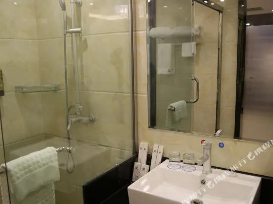 Yilong Ruiyun Hotel (Jinan Shanghe Fumin Road Baida Shopping Plaza)