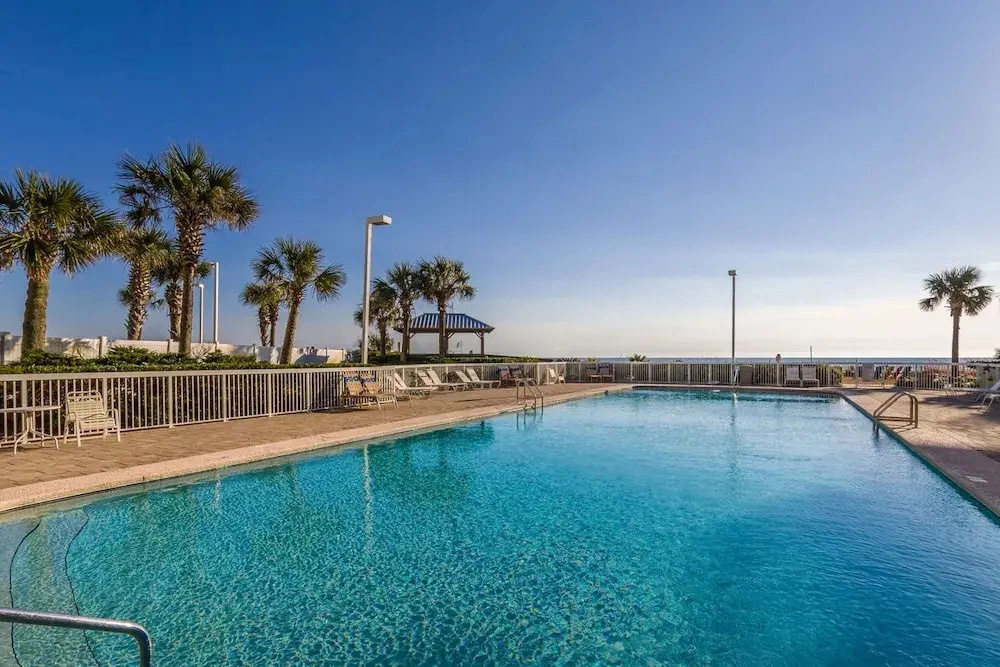 Seaside Beach & Racquet 1114