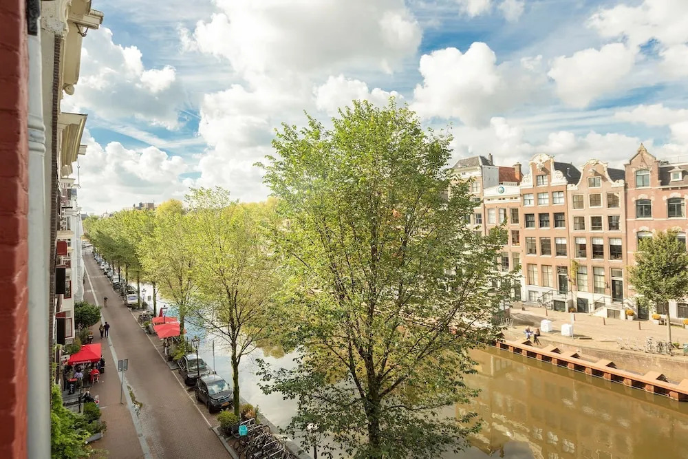 The Red Ox - Super Central Canal View Rooms