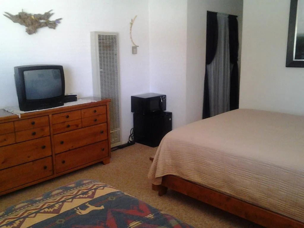 Mokee Motel