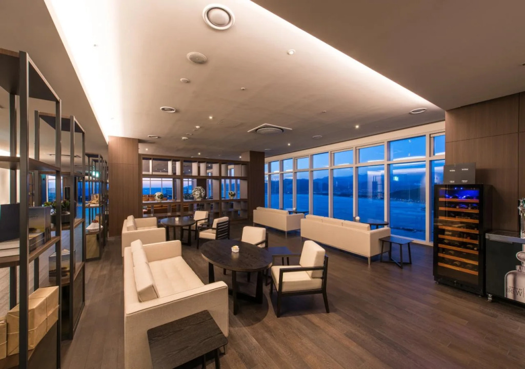 Hotel Tops 10