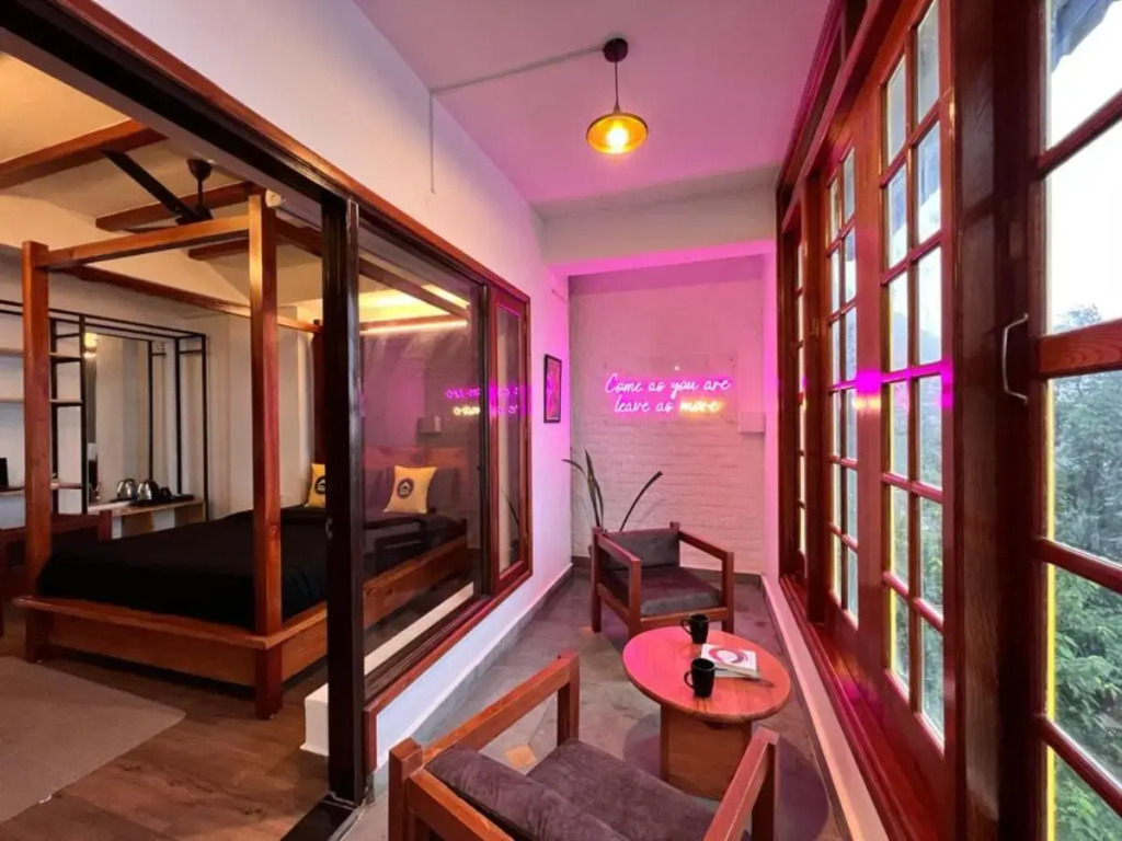 The Hosteller Mussoorie, Mall Road
