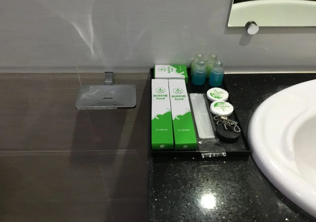 Supreme Hotel