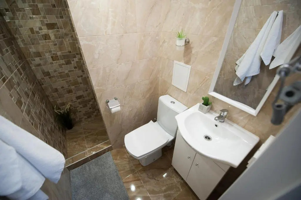 Vilnius Old Town, 3 BDR Penthouse, 100 m2 with Terrace