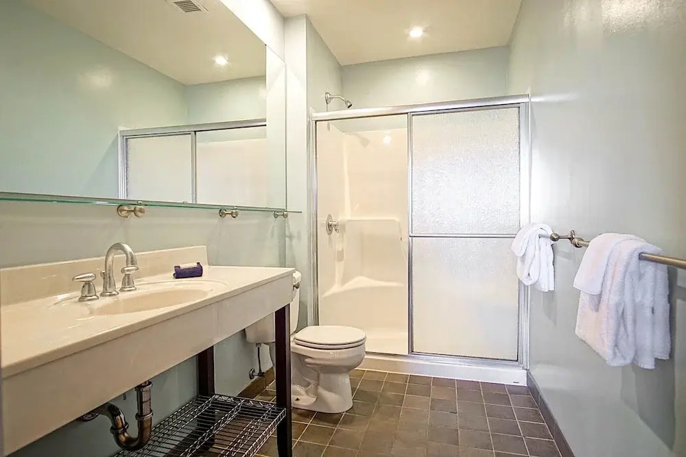 Expedition Station #406: Slope Side, 3 Bed 3 Bath - Perfect for Couples or With Children