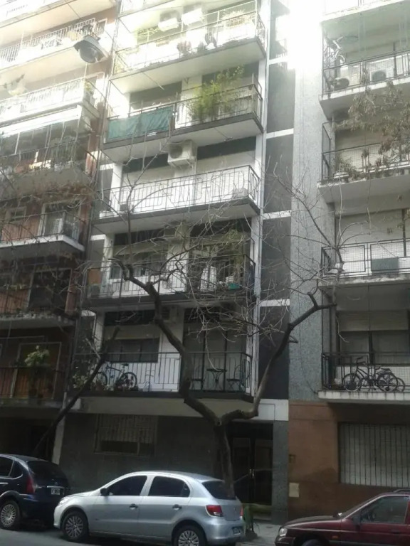 Mena House en Recoleta 3 Bed 2 Bath - Piso Alto
