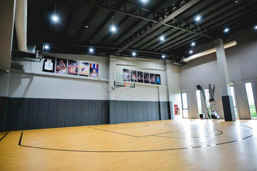 9D Sport Hotel