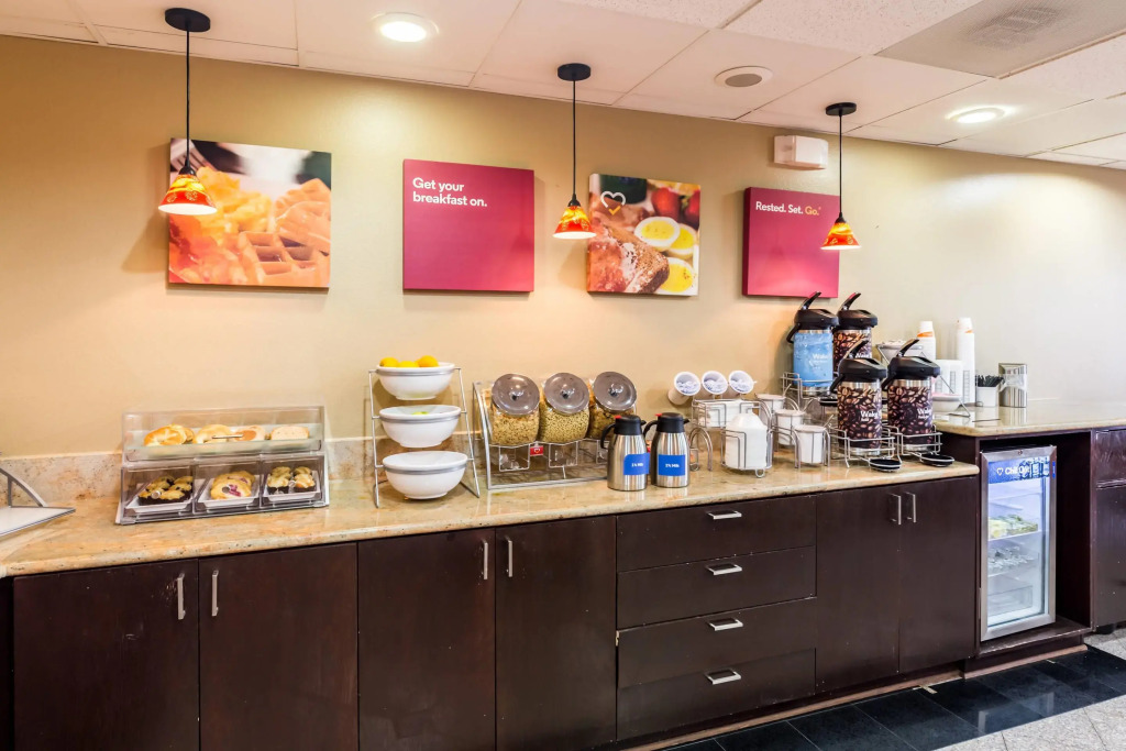 Comfort Suites Westchase Houston Energy Corridor