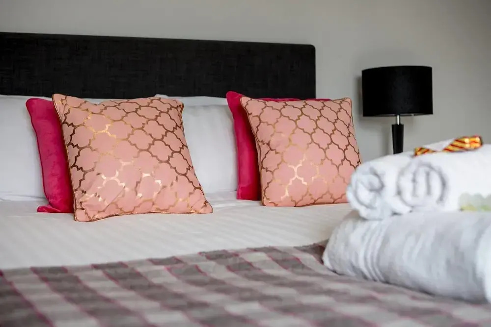 Heart of the City Luxury 3 Bedroom Apartment