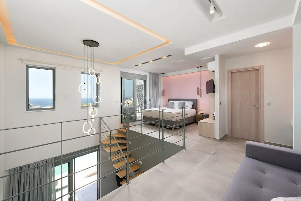 Heliades Residence