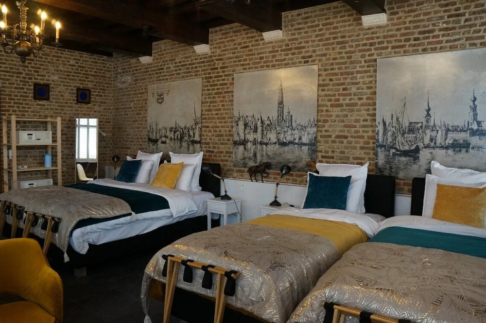 Charming Suites Jan Zonder Vrees
