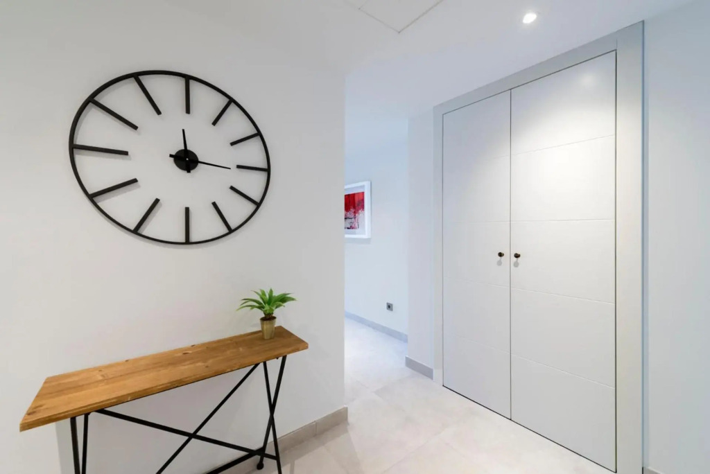 Modern 2 Bedroom Apartment, with Sea Views, in Playas del Duque - Puerto Banús