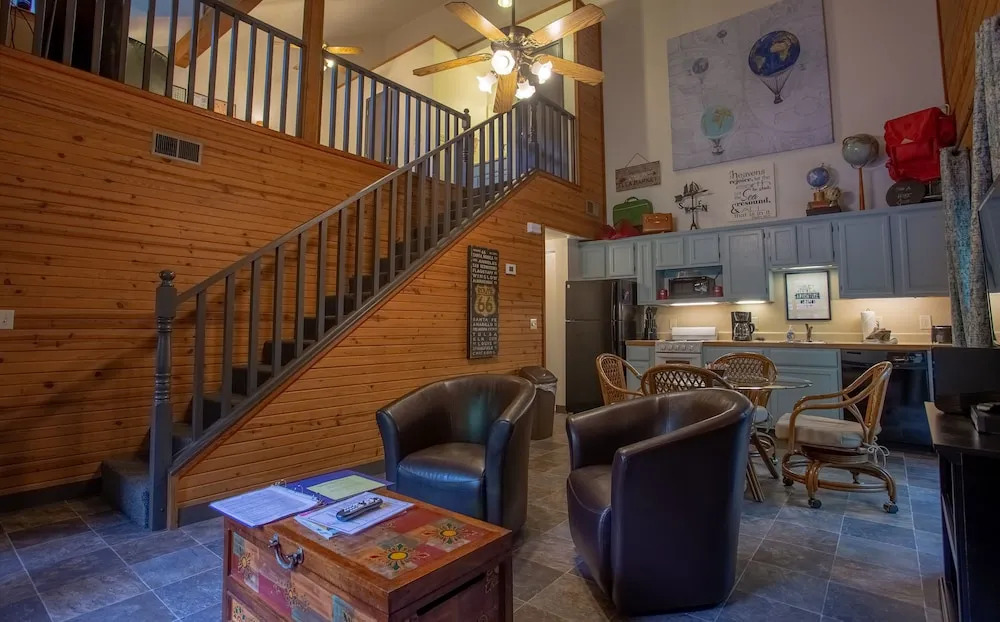 Day Dreamer 2 Bedrooms 2 Bathrooms Cabin