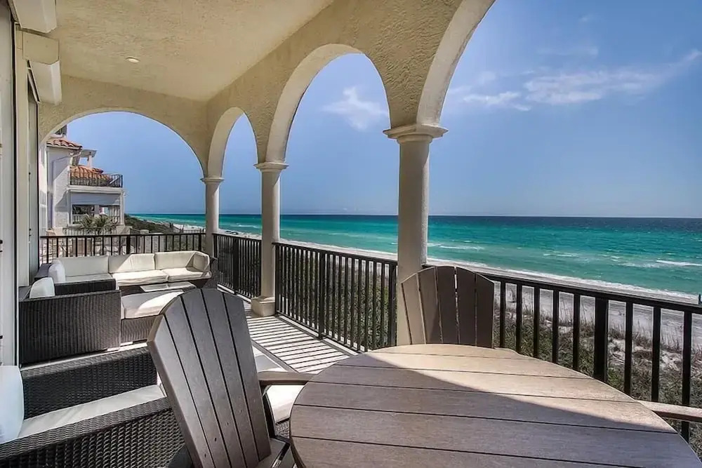 Laissez Faire 5 Bedroom Holiday Home by Five Star Properties