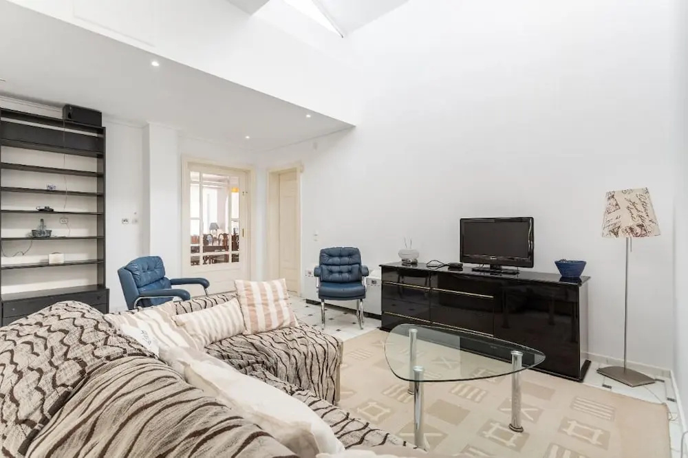 Artemis Villa near Athens airport