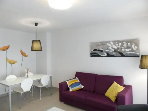 Vistamar Luxury Apartments By DLV