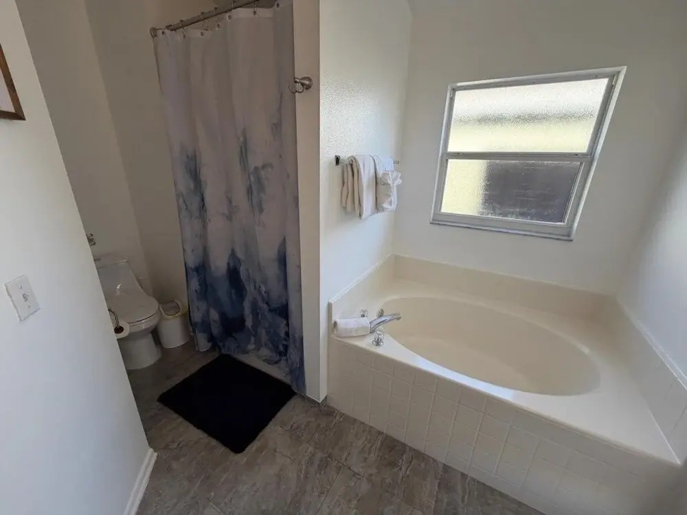 Beach Bums Villa 3 Bedroom Home
