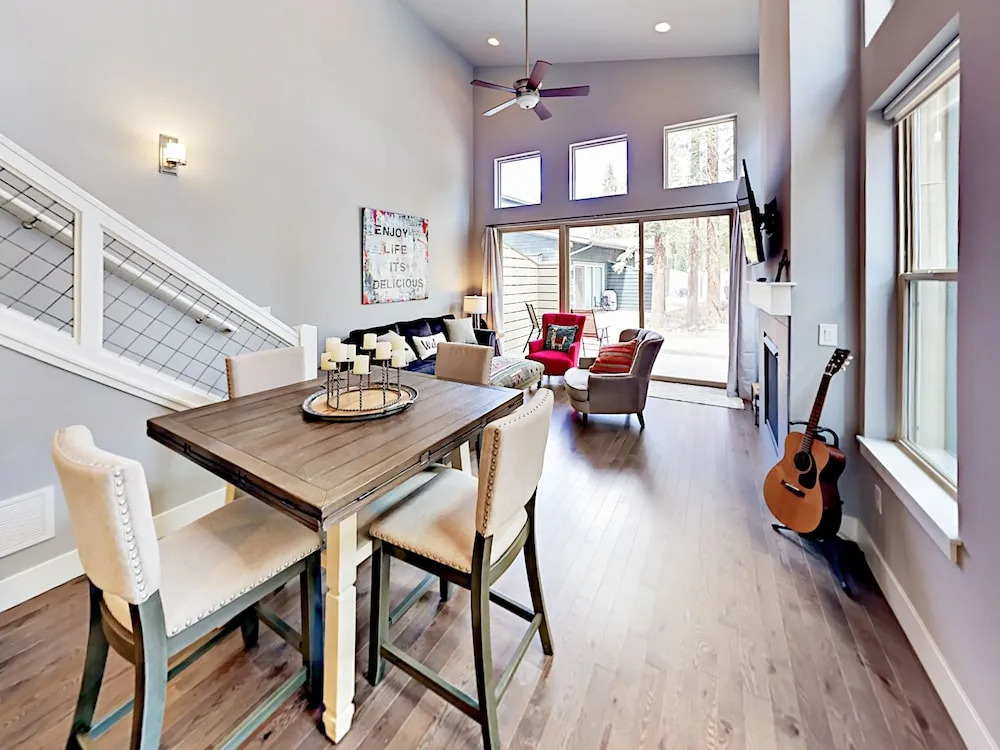 Brand-new 2br Rendezvous Townhome W/ Patio 2 Bedroom Townhouse