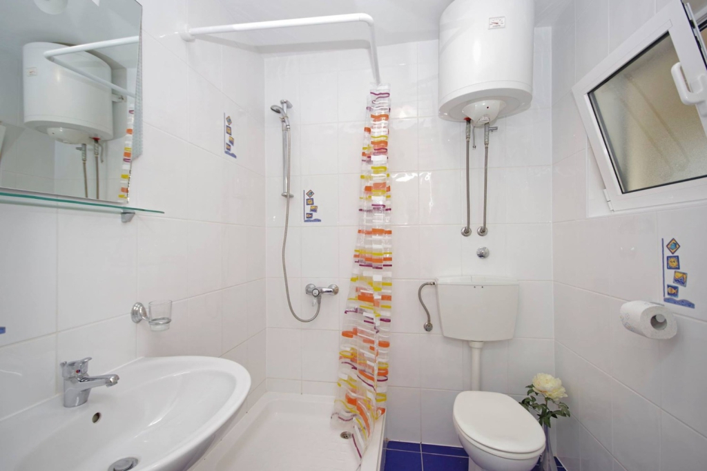Studio apartment JaVi - free private parking: SA2 Trogir, Riviera Trogir