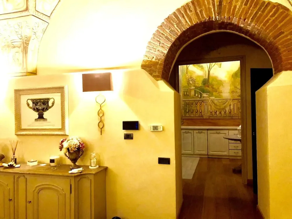 Mozza Suite 2