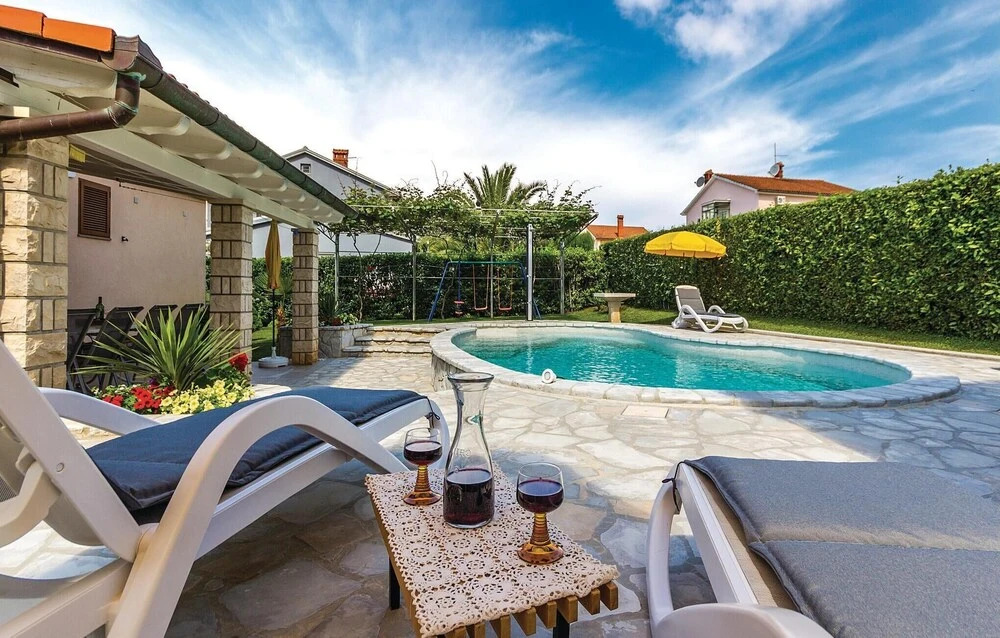 Beautiful Home In Pula