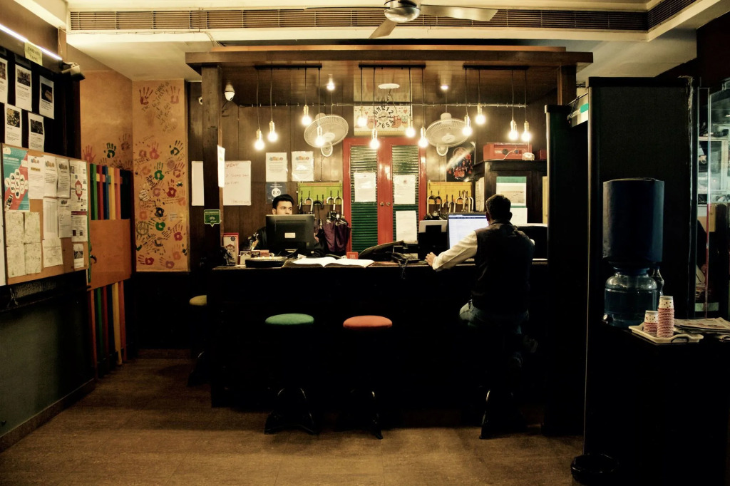 goSTOPS Delhi - Private Rooms & Dorms