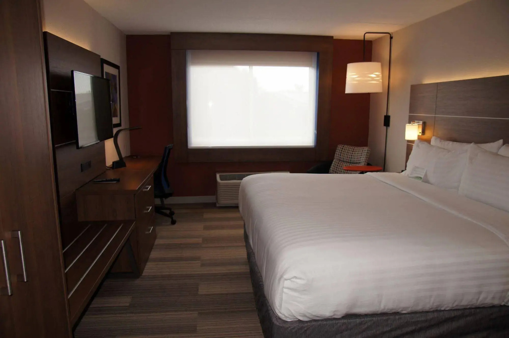 Holiday Inn Express Chesapeake - Norfolk by IHG