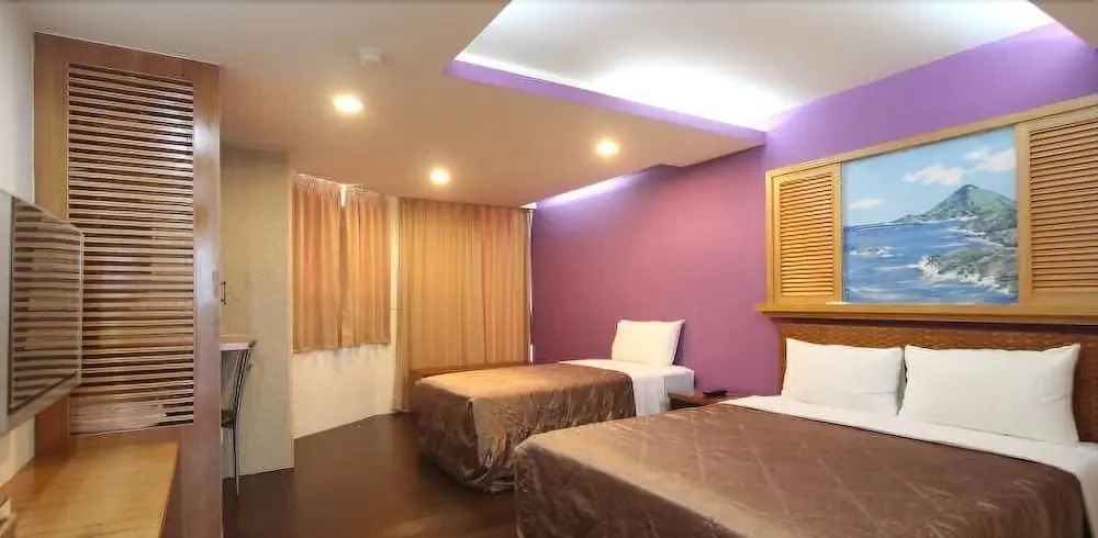 Xinyu Holiday Inn