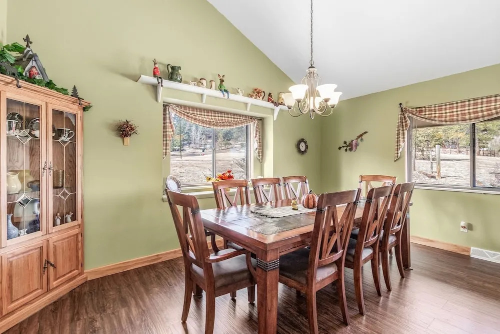 3 Elk - 4 Br Home