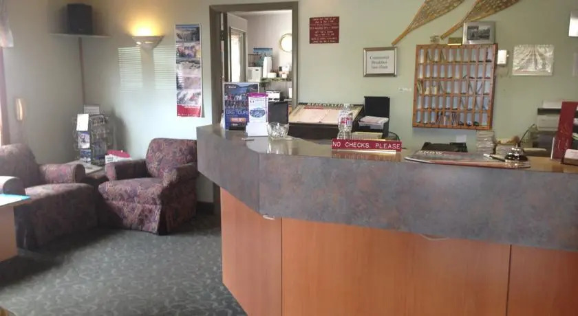 Snowshoe Motel