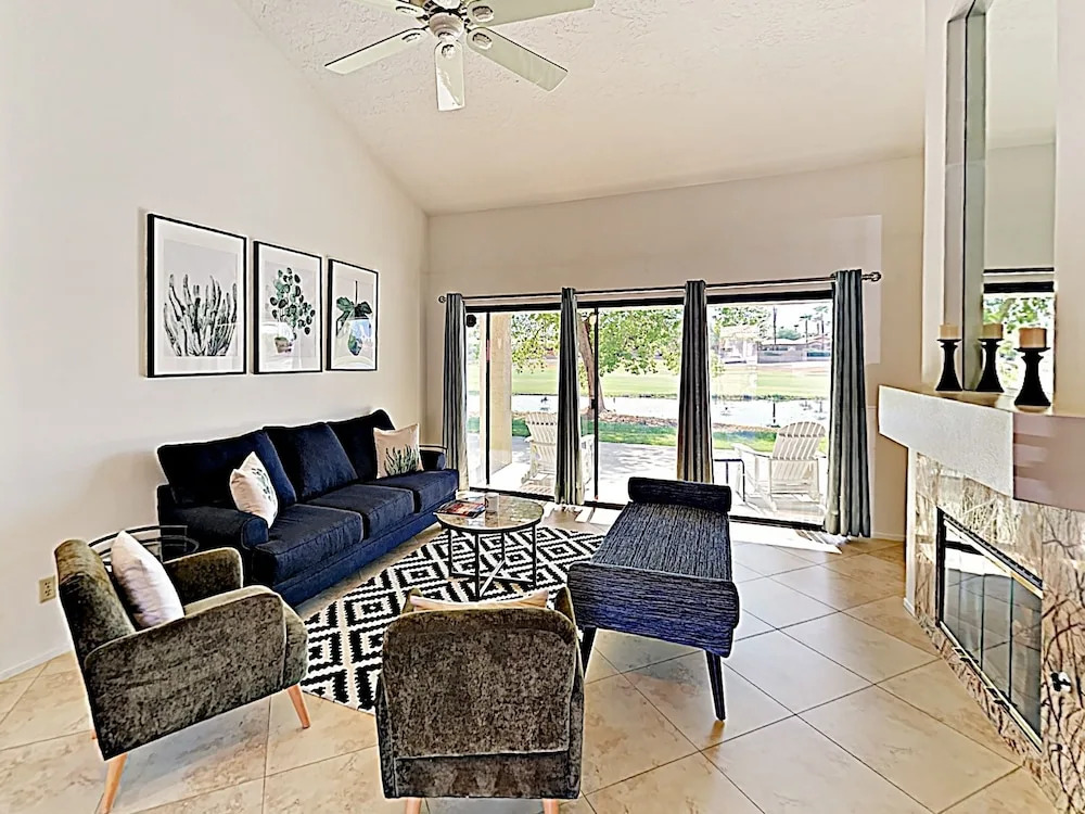 Elegant Fairway Condo #16-18 2 Bedrooms 2 Bathrooms Condo