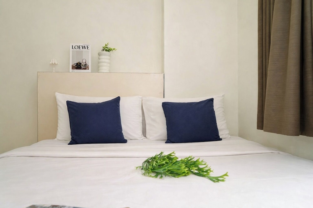 Neat And Nice 2Br At Apartment Bassura City