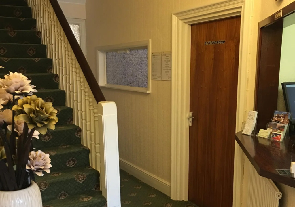 Ivydene Hotel