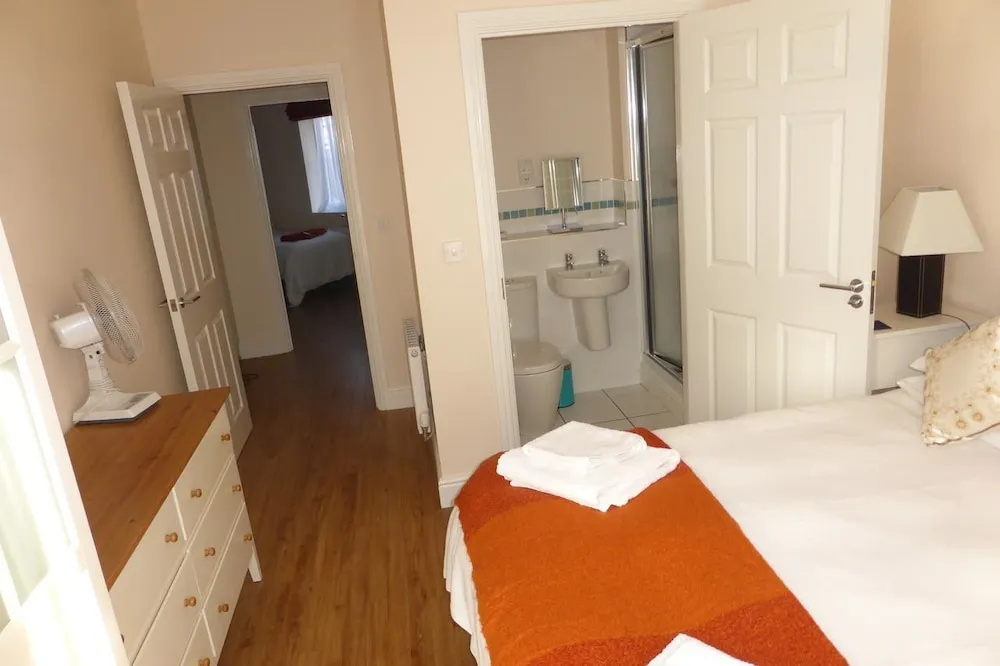 Windmill Lane Short Term Let