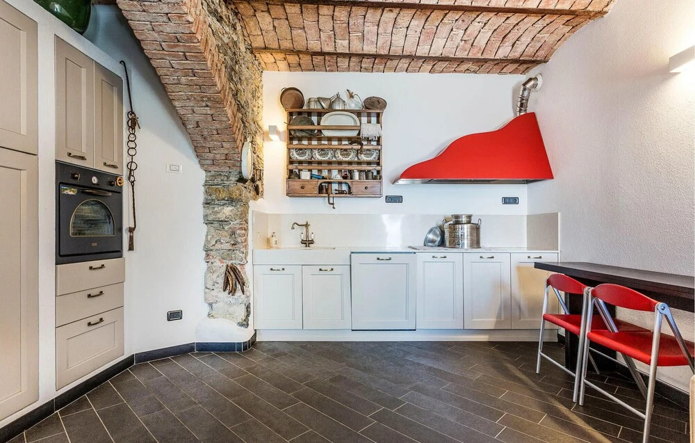 Stunning Home In Recco