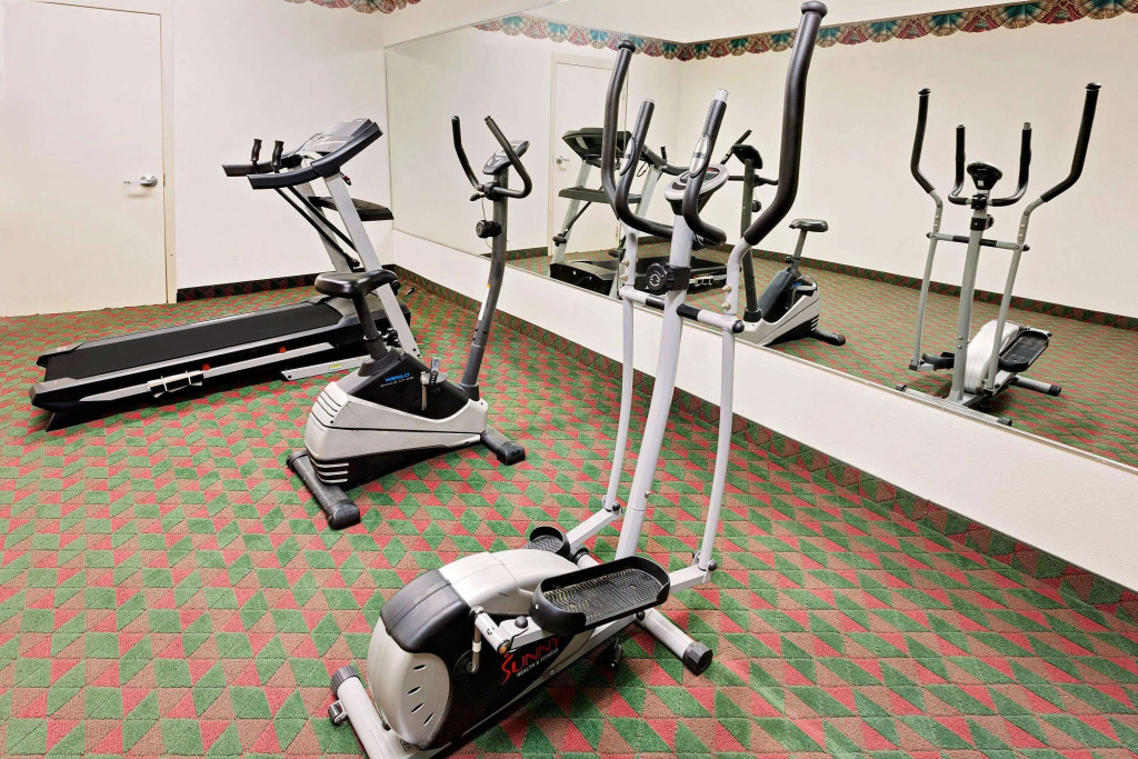 Days Inn & Suites by Wyndham Opelousas