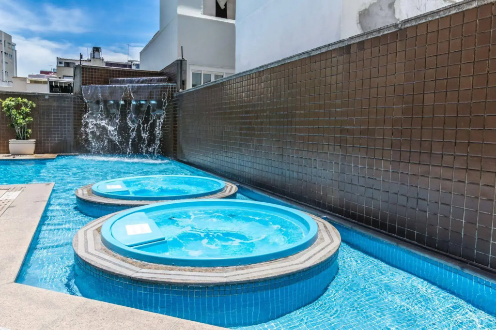 Mc Flats Country Residence Service