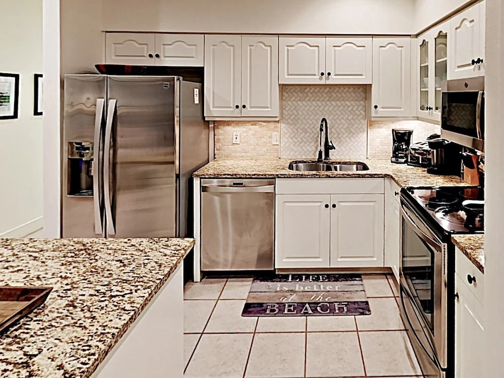Chic Gulf-Front #C302 - 3 Br Condo