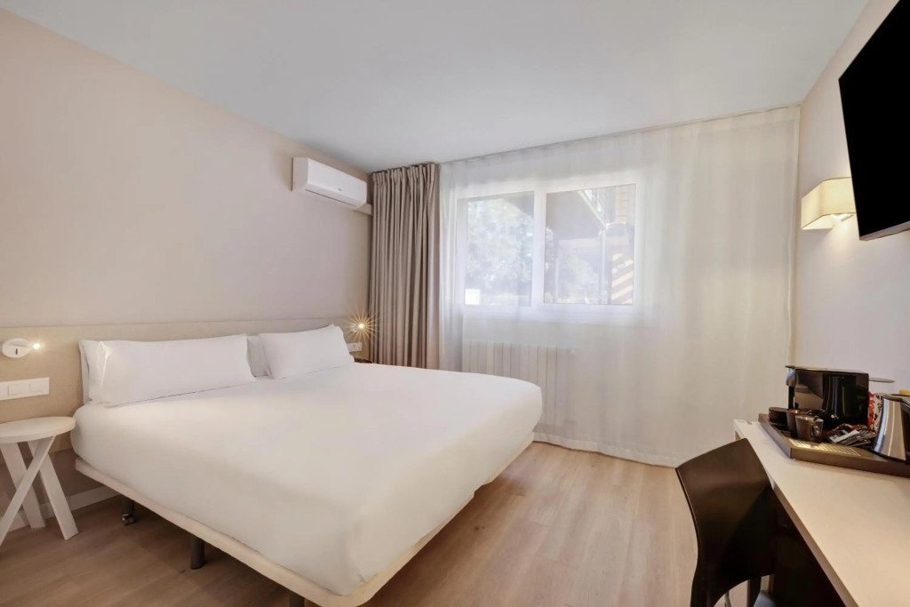 B&B HOTEL Oviedo