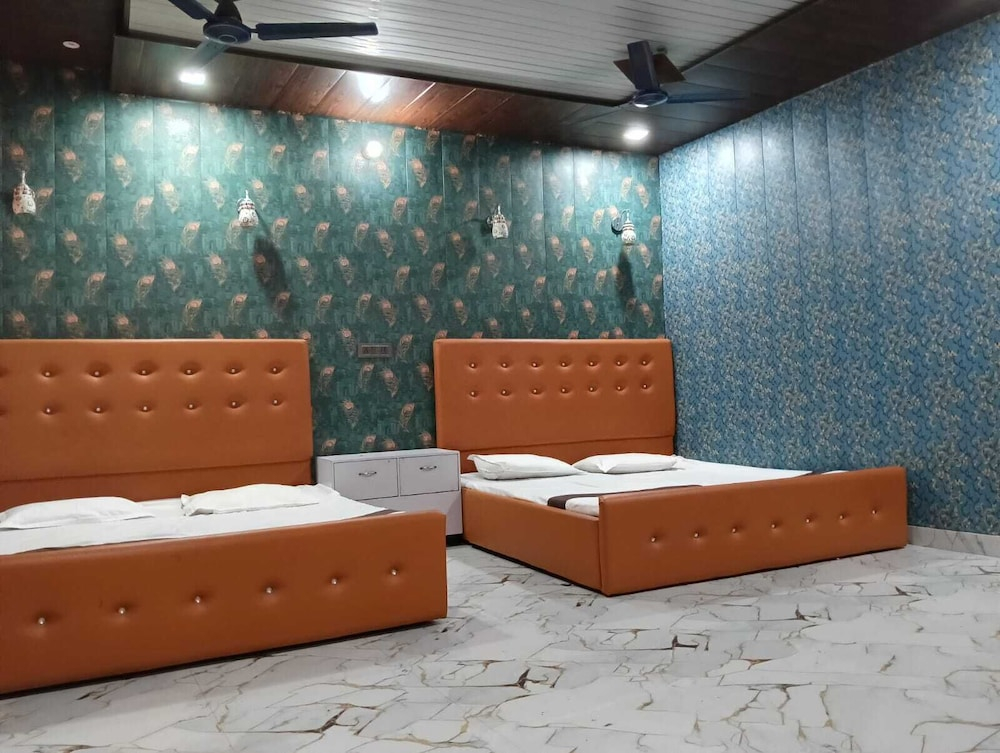 Fauzi Rasoi & Guest House